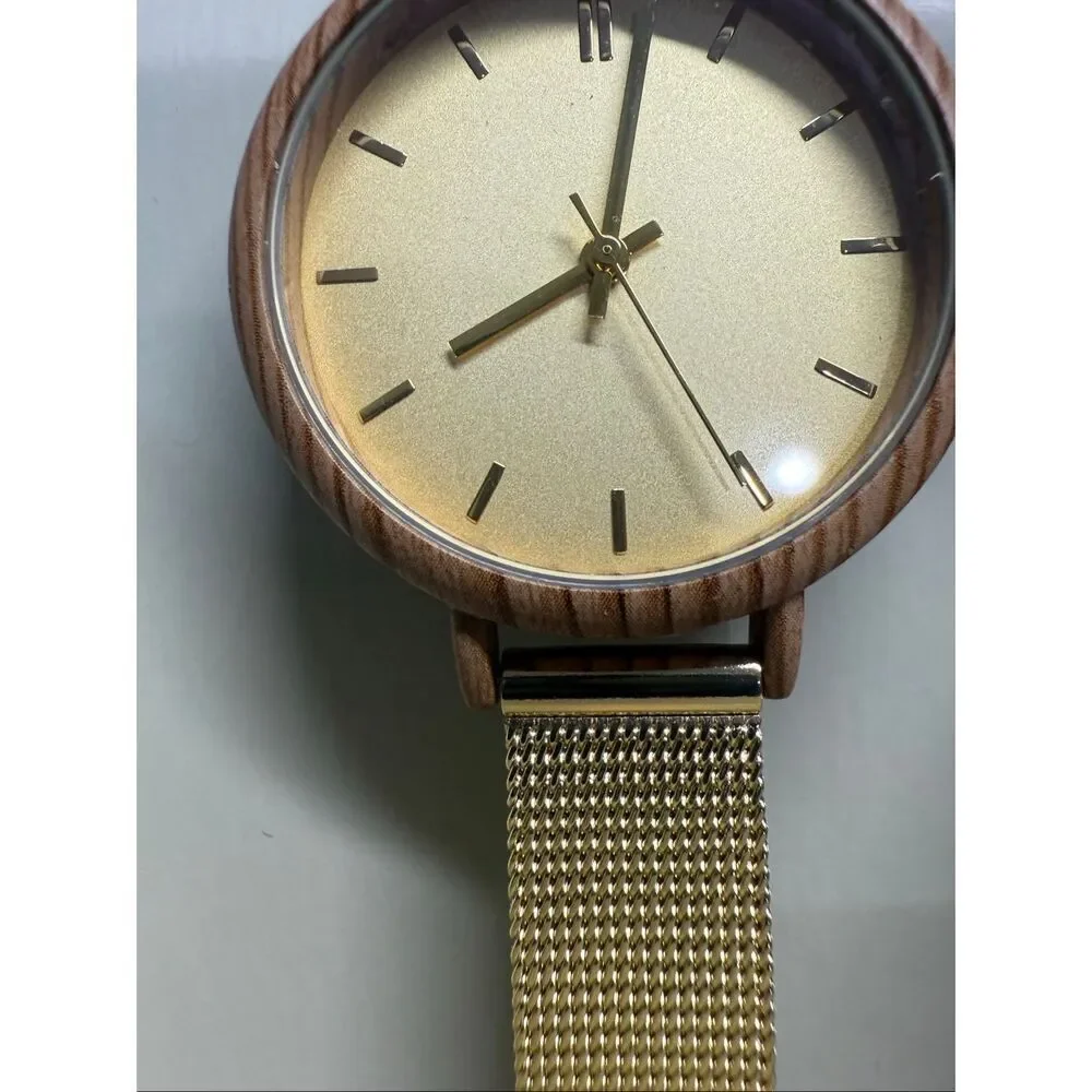 A New Day Women's Gold Quartz Watch Mesh Metal Band New Battery Faux Wood Trim